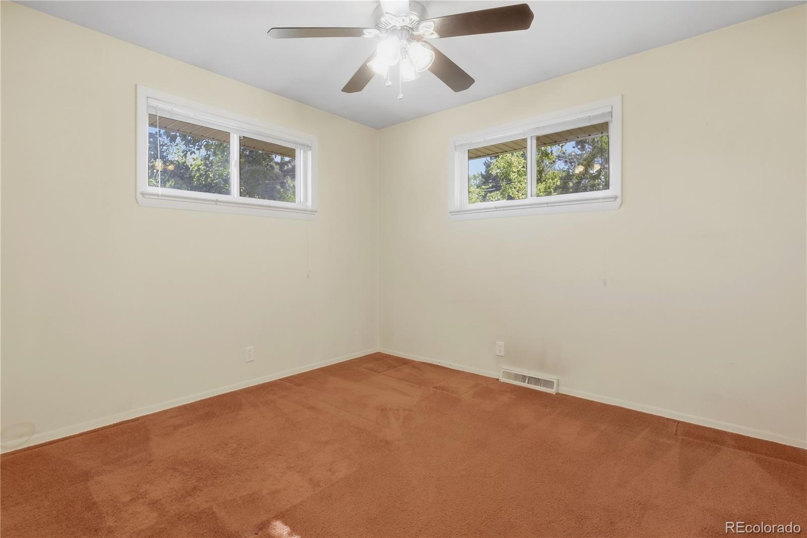 MLS Image #16 for 6376 s valleyview street,littleton, Colorado