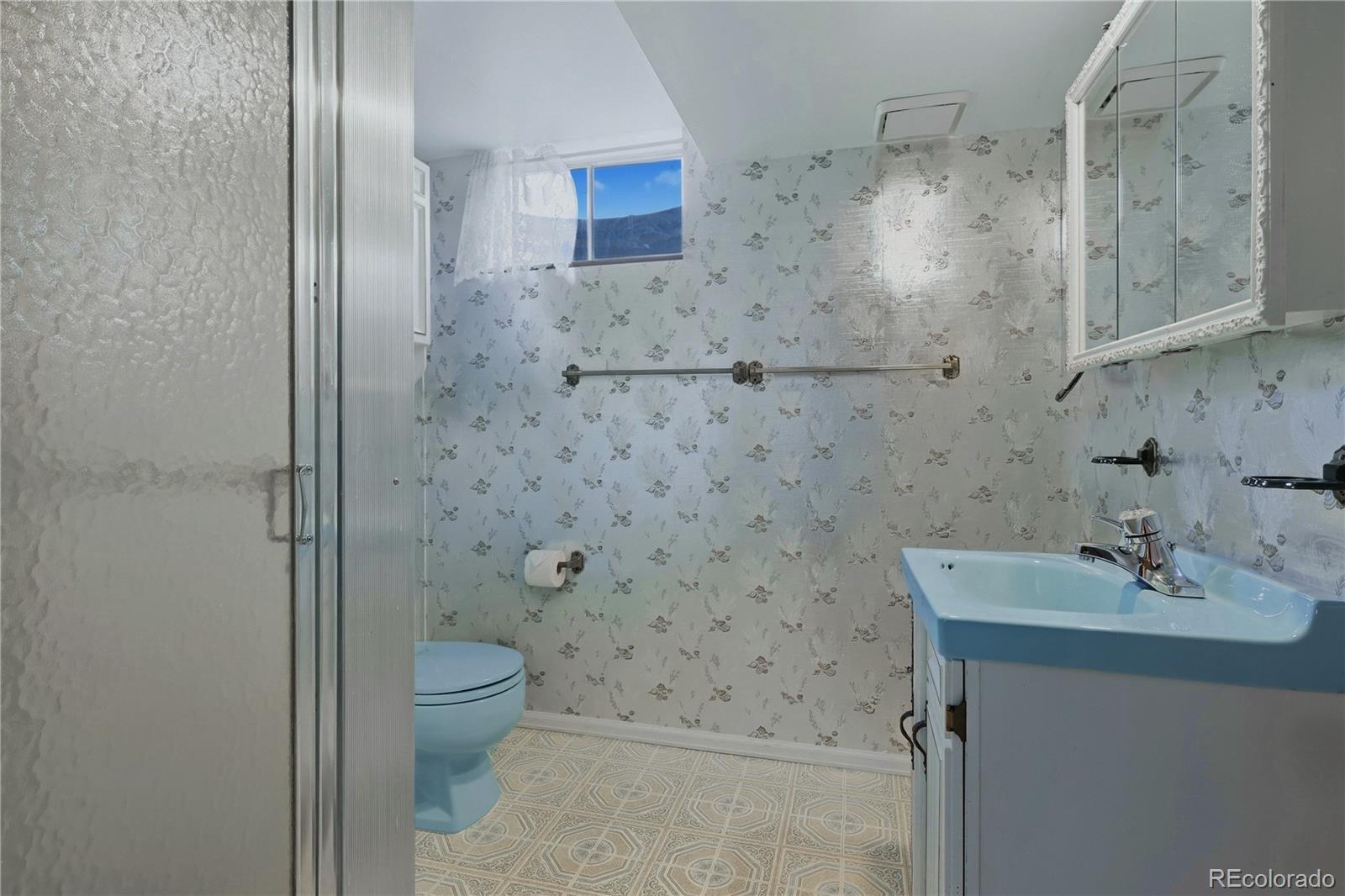 MLS Image #22 for 6376 s valleyview street,littleton, Colorado