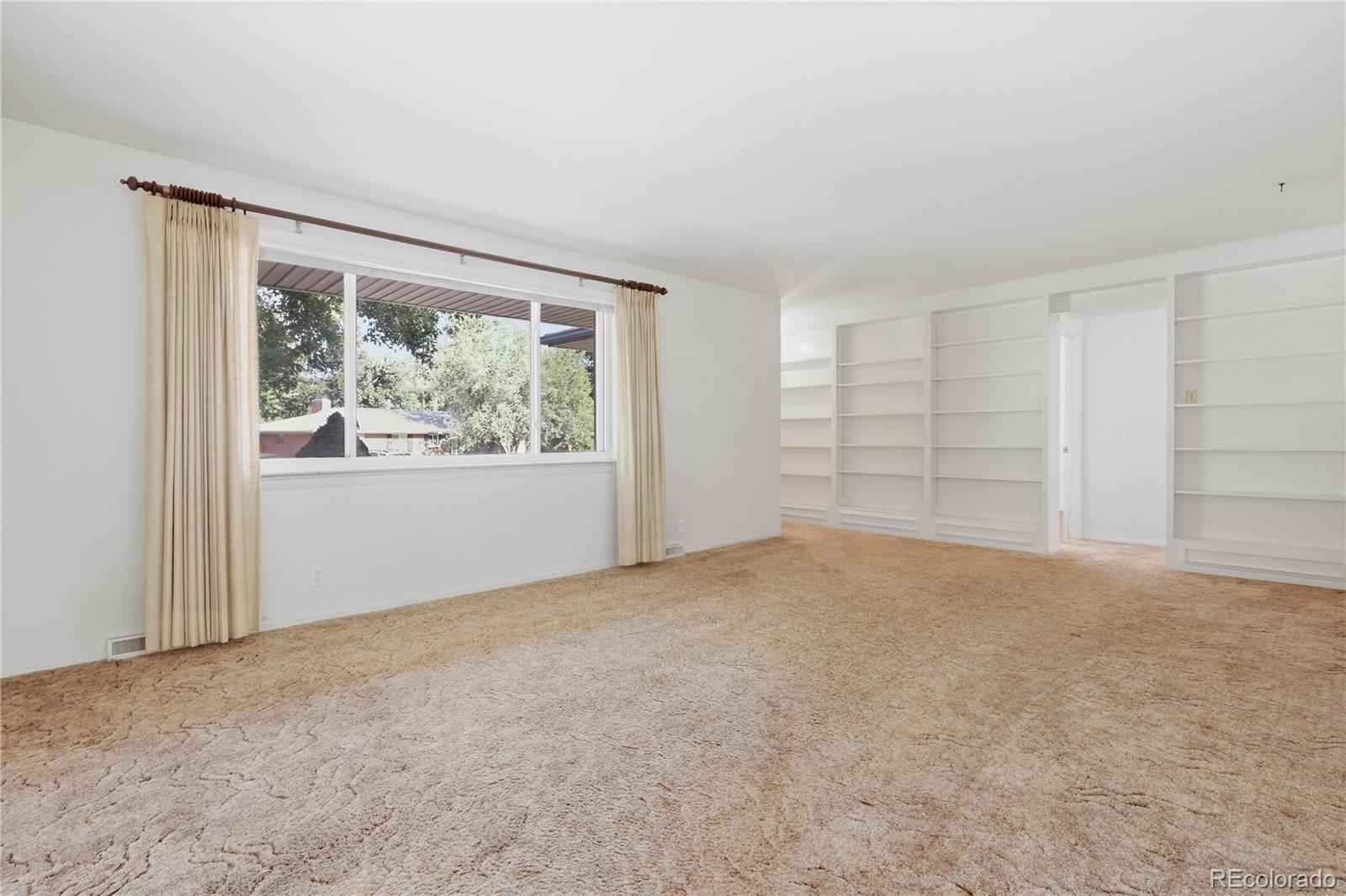 MLS Image #3 for 6376 s valleyview street,littleton, Colorado