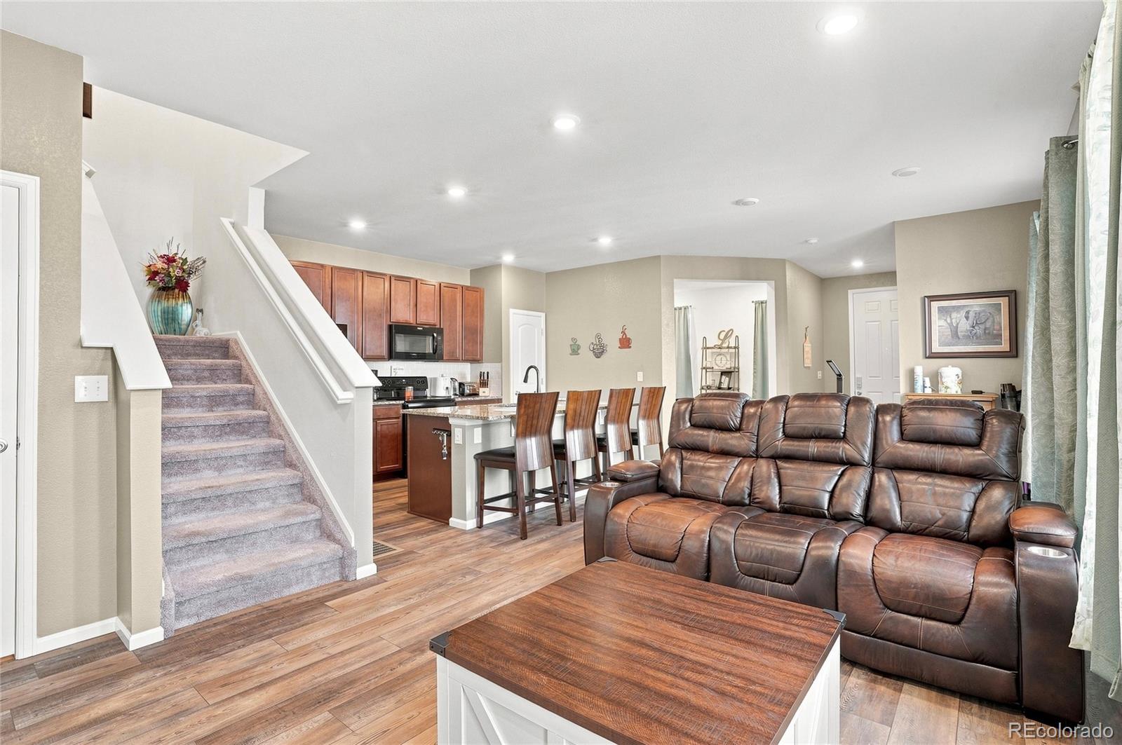 MLS Image #15 for 21331 e 60th avenue,aurora, Colorado
