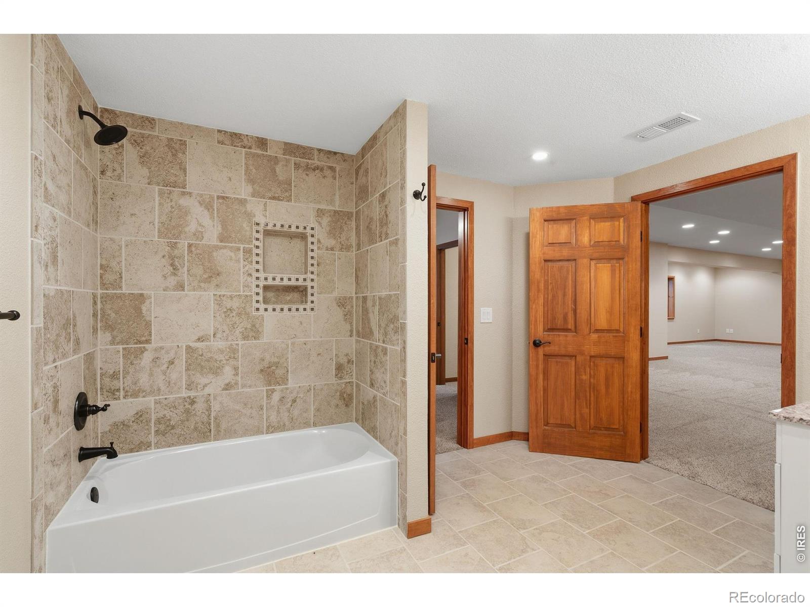 MLS Image #26 for 6467  half moon bay drive,windsor, Colorado
