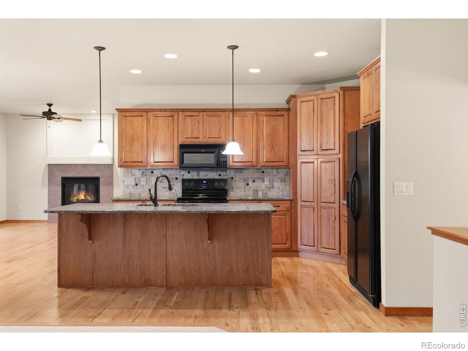 MLS Image #4 for 6467  half moon bay drive,windsor, Colorado