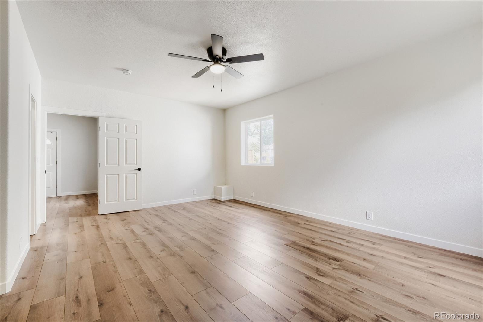 MLS Image #14 for 1631 w hoye place,denver, Colorado