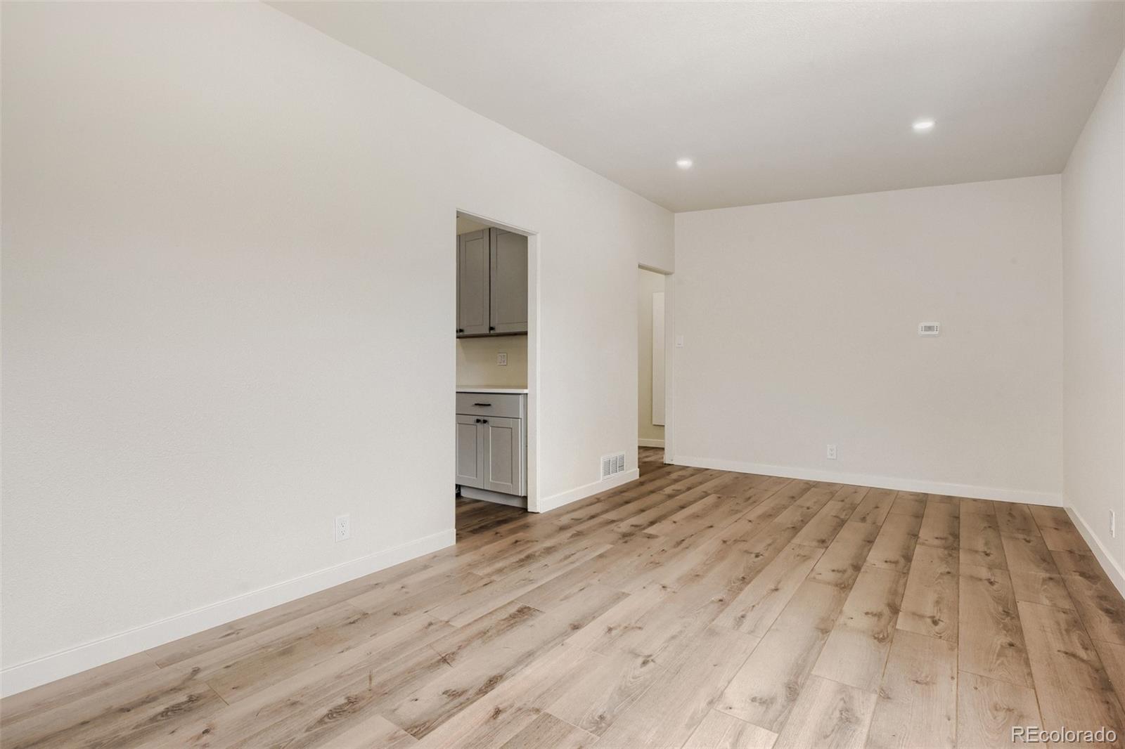 MLS Image #5 for 1631 w hoye place,denver, Colorado