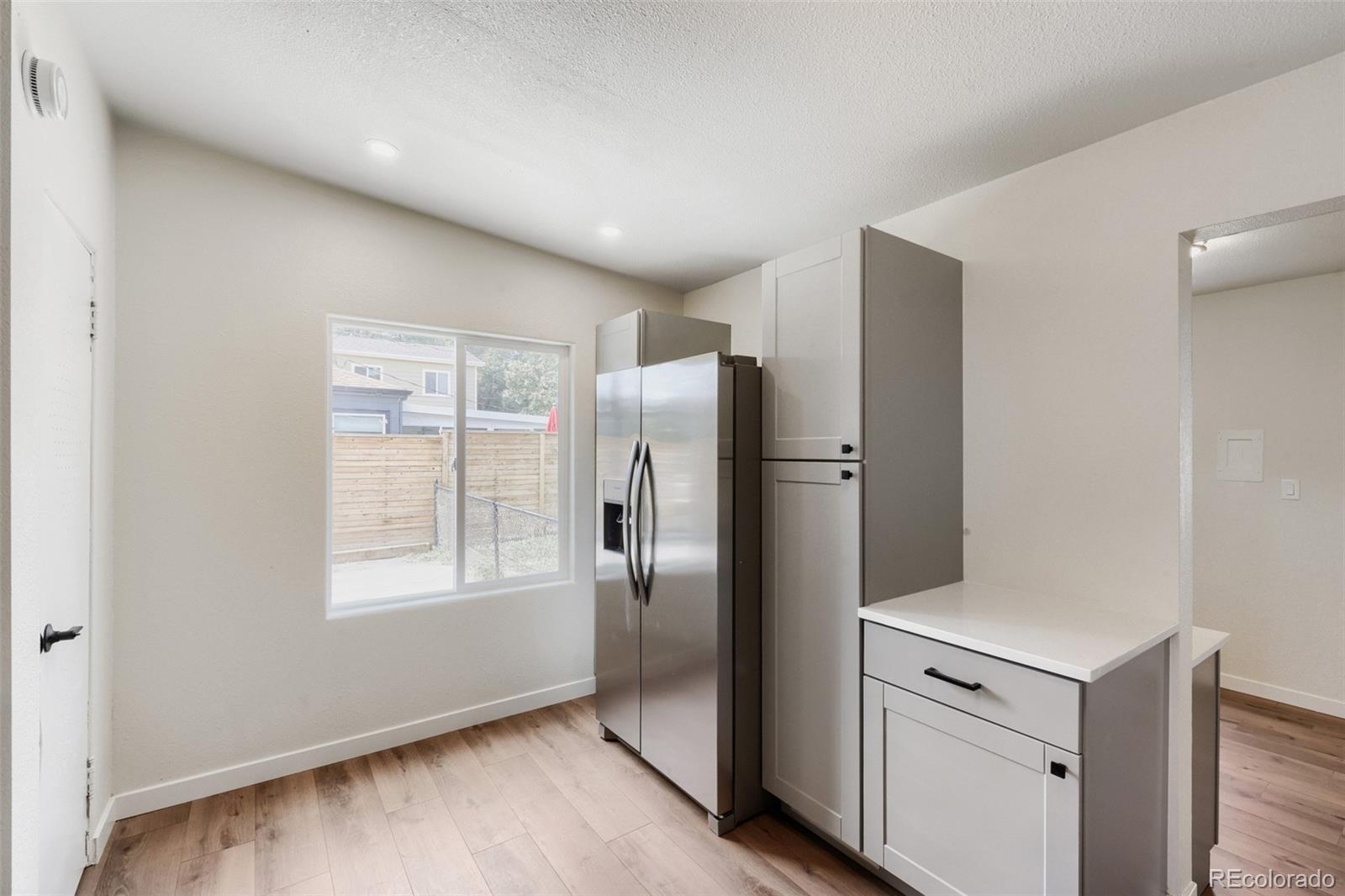 MLS Image #9 for 1631 w hoye place,denver, Colorado