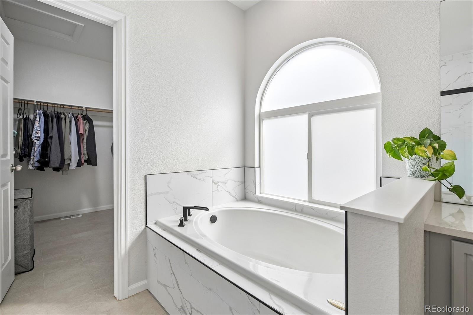 MLS Image #18 for 22560 e river chase way,parker, Colorado