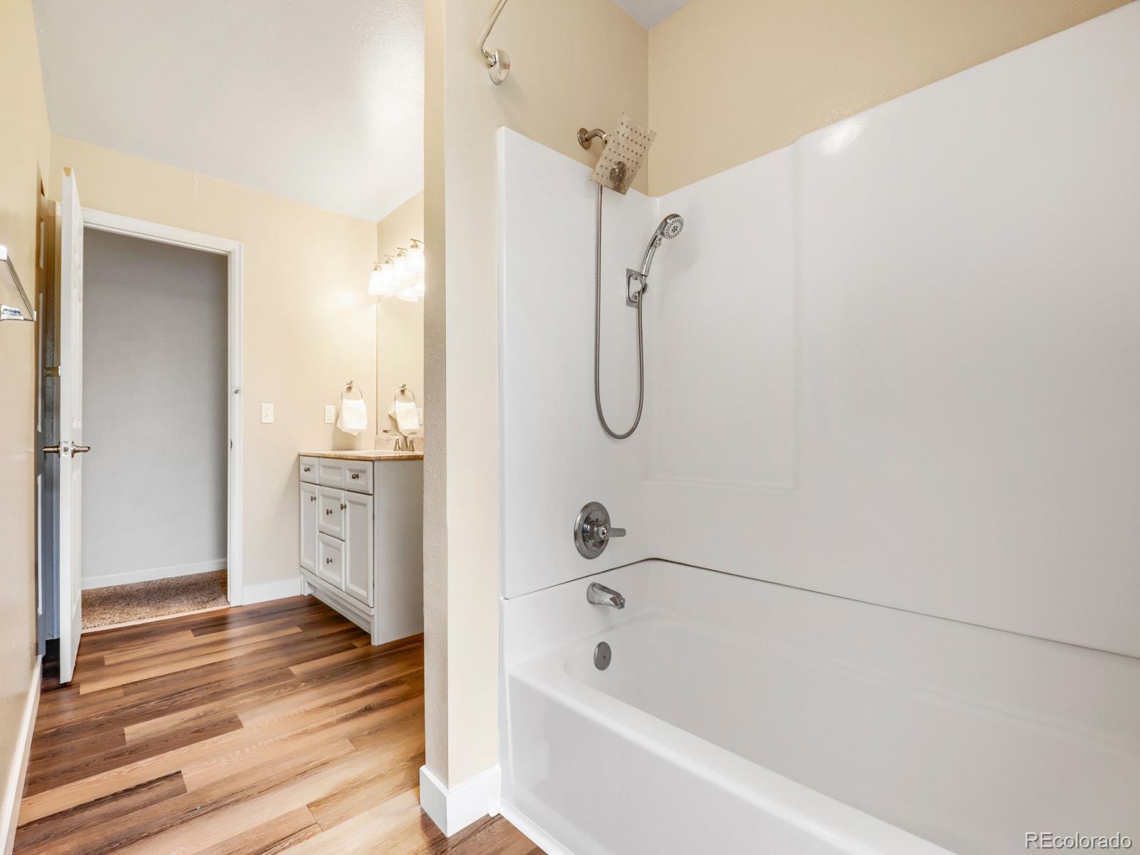 MLS Image #15 for 16398 e warren avenue,aurora, Colorado