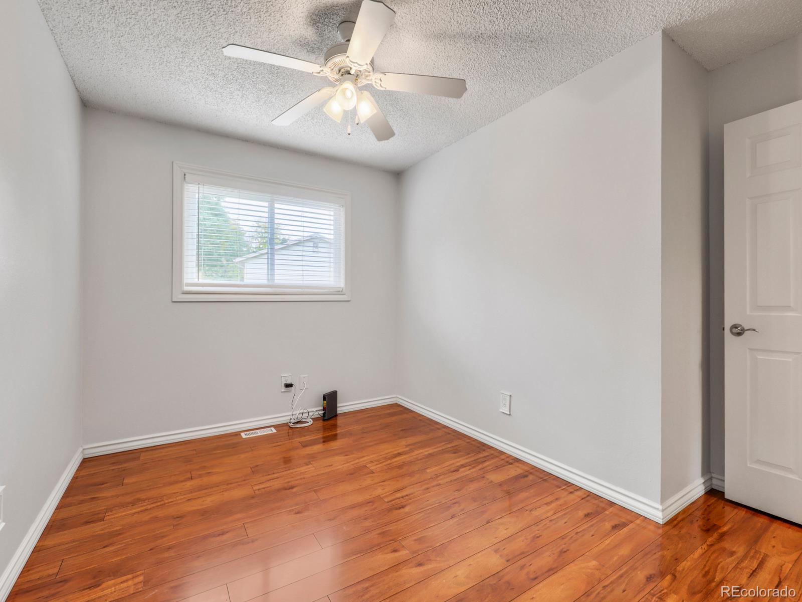 MLS Image #17 for 16398 e warren avenue,aurora, Colorado