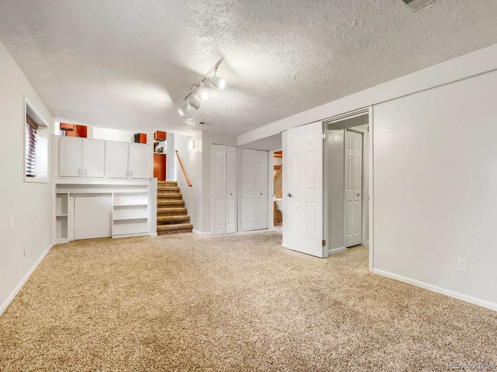 MLS Image #19 for 16398 e warren avenue,aurora, Colorado