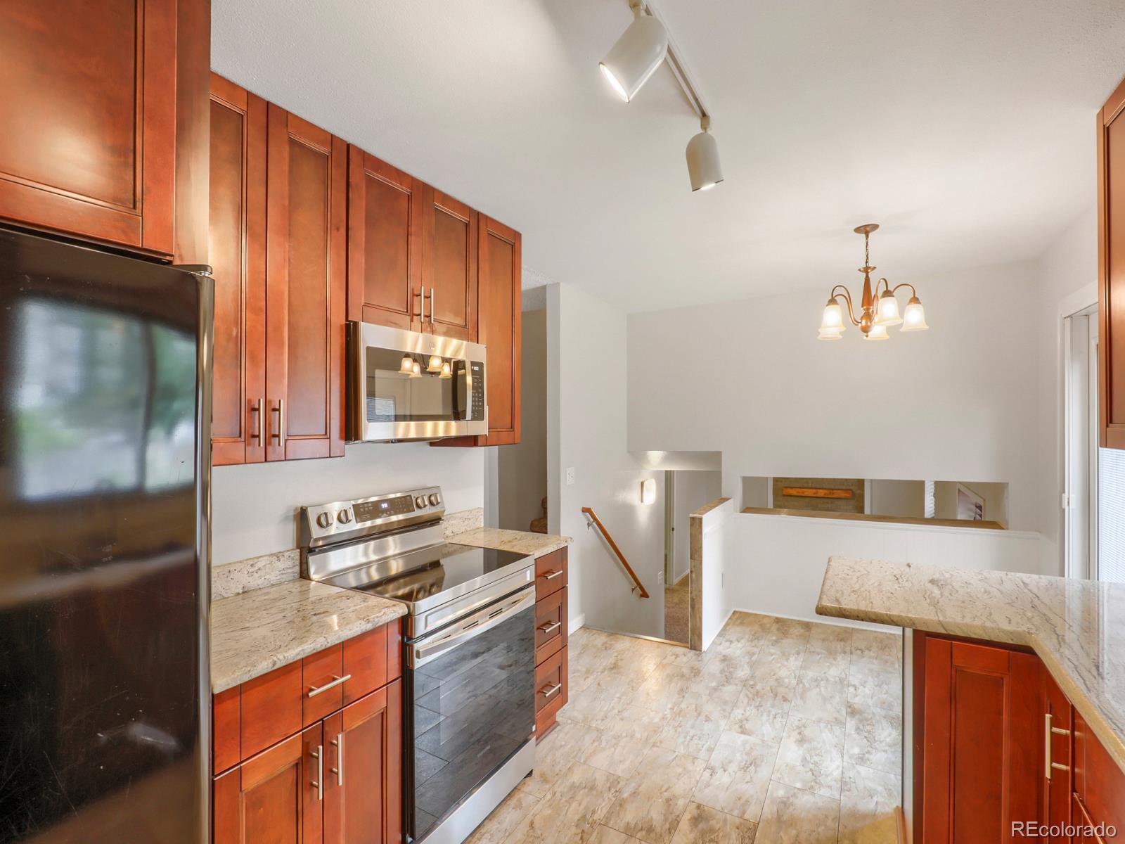 MLS Image #3 for 16398 e warren avenue,aurora, Colorado