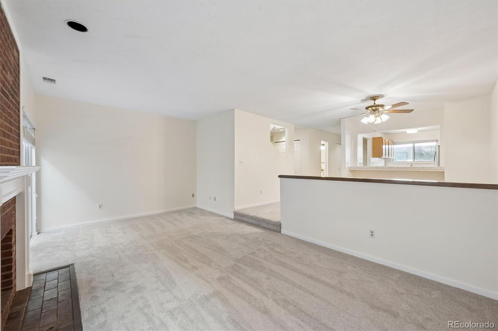 MLS Image #11 for 929 n washington street 5,denver, Colorado