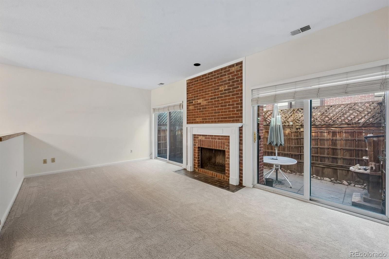 MLS Image #7 for 929 n washington street 5,denver, Colorado