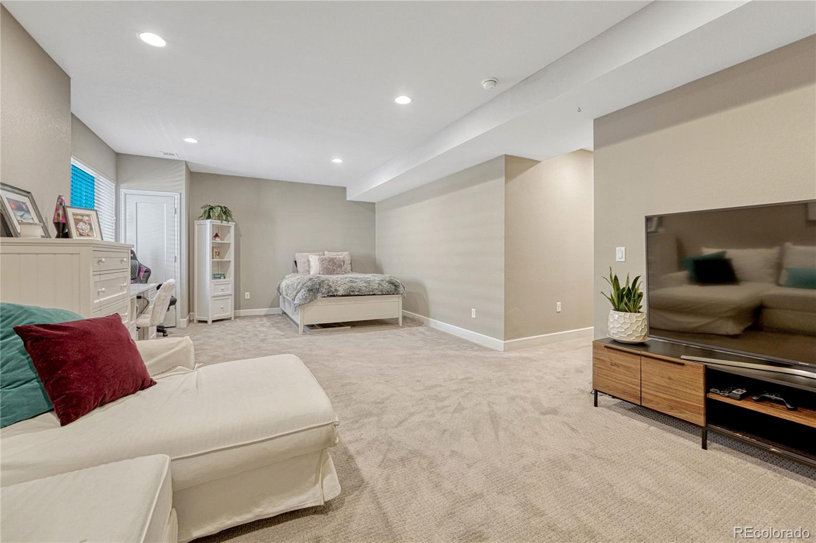 MLS Image #27 for 7289 s millbrook court,aurora, Colorado