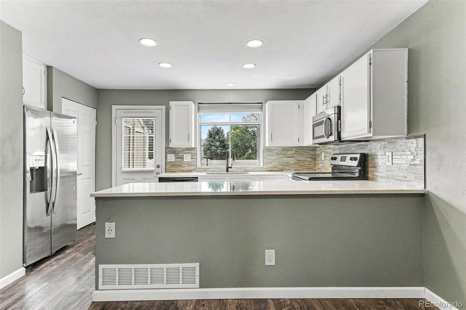 MLS Image #4 for 9615 w chatfield avenue,littleton, Colorado