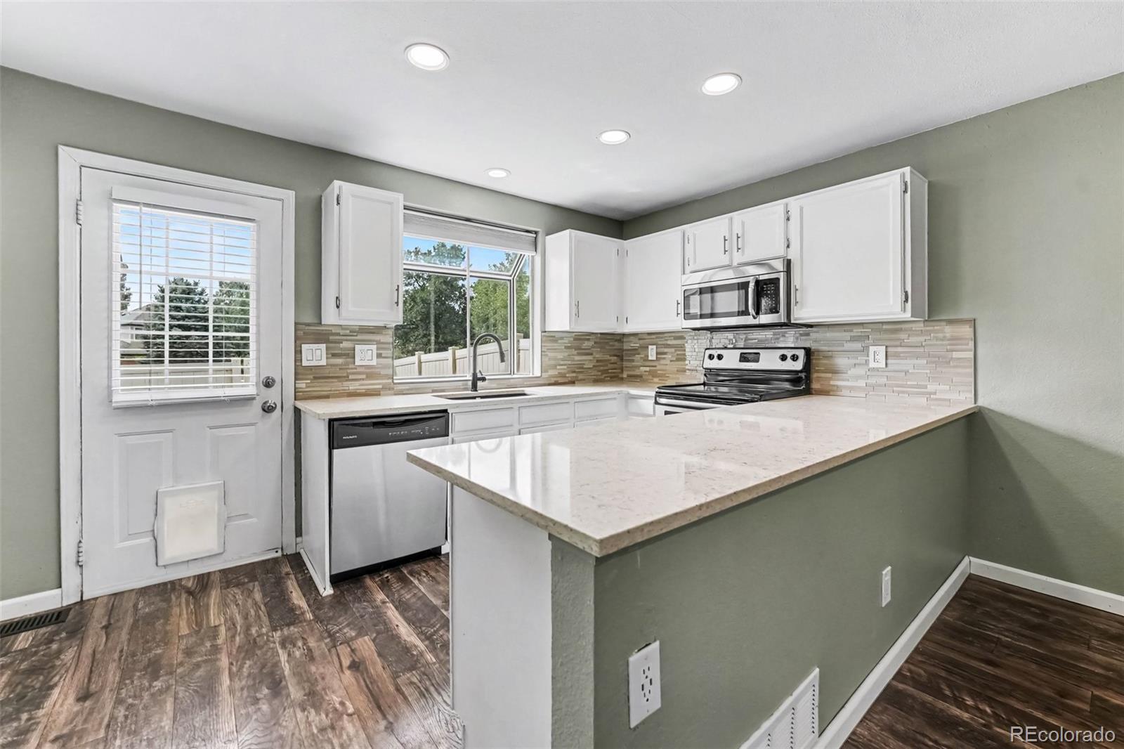 MLS Image #5 for 9615 w chatfield avenue,littleton, Colorado