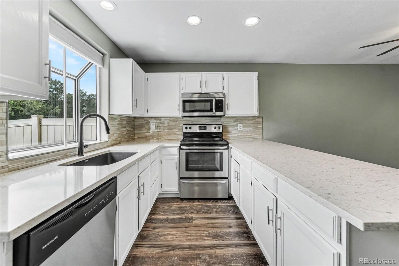 MLS Image #6 for 9615 w chatfield avenue,littleton, Colorado