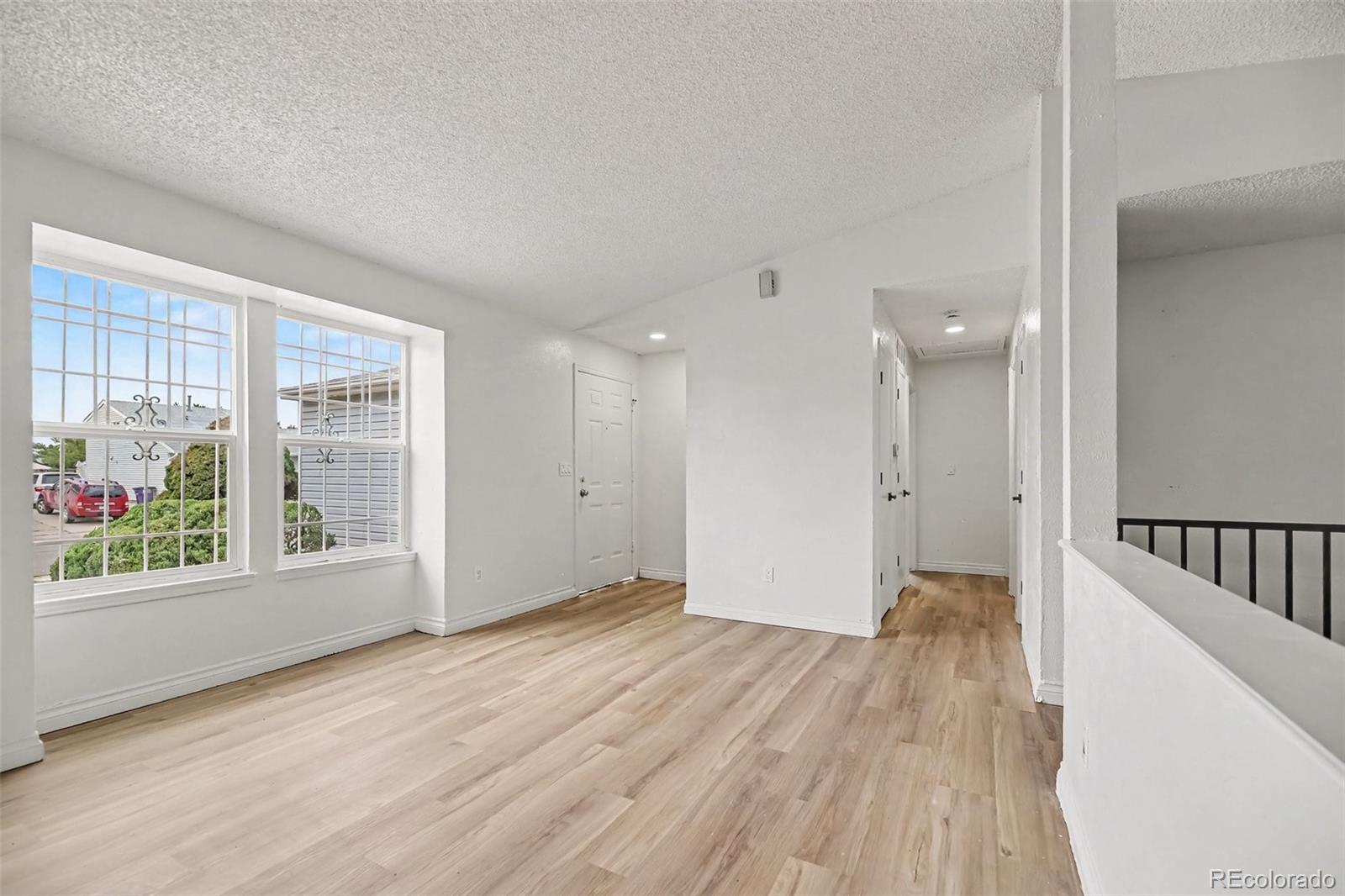 MLS Image #9 for 5104  columbus way,denver, Colorado