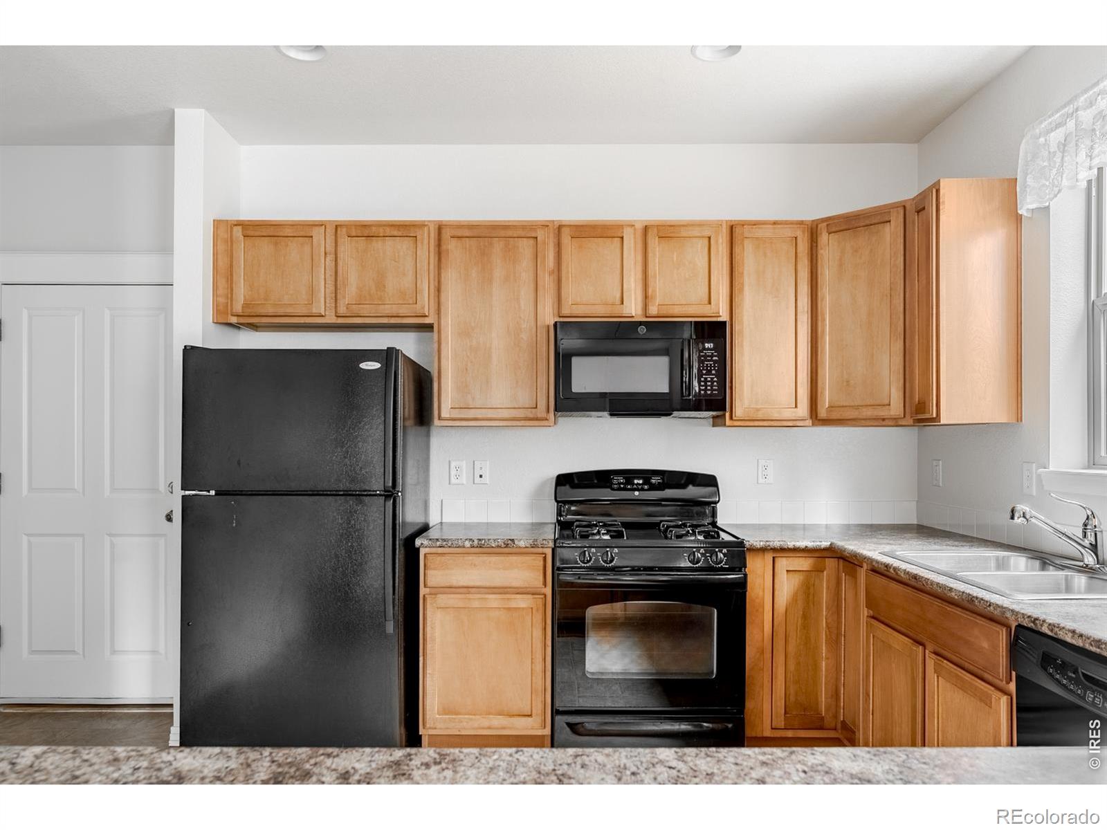 MLS Image #8 for 1422  haystack way,lafayette, Colorado