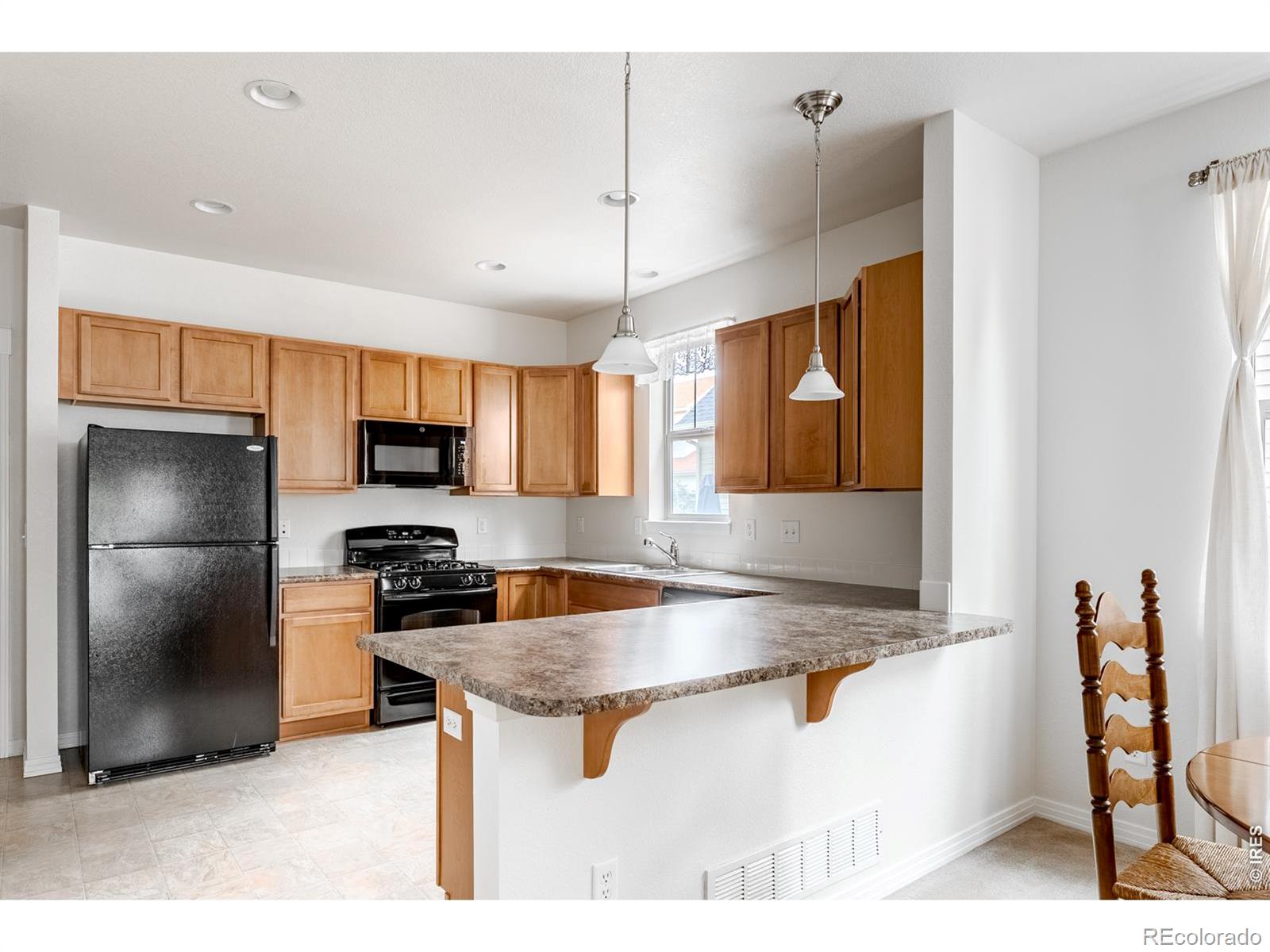 MLS Image #9 for 1422  haystack way,lafayette, Colorado