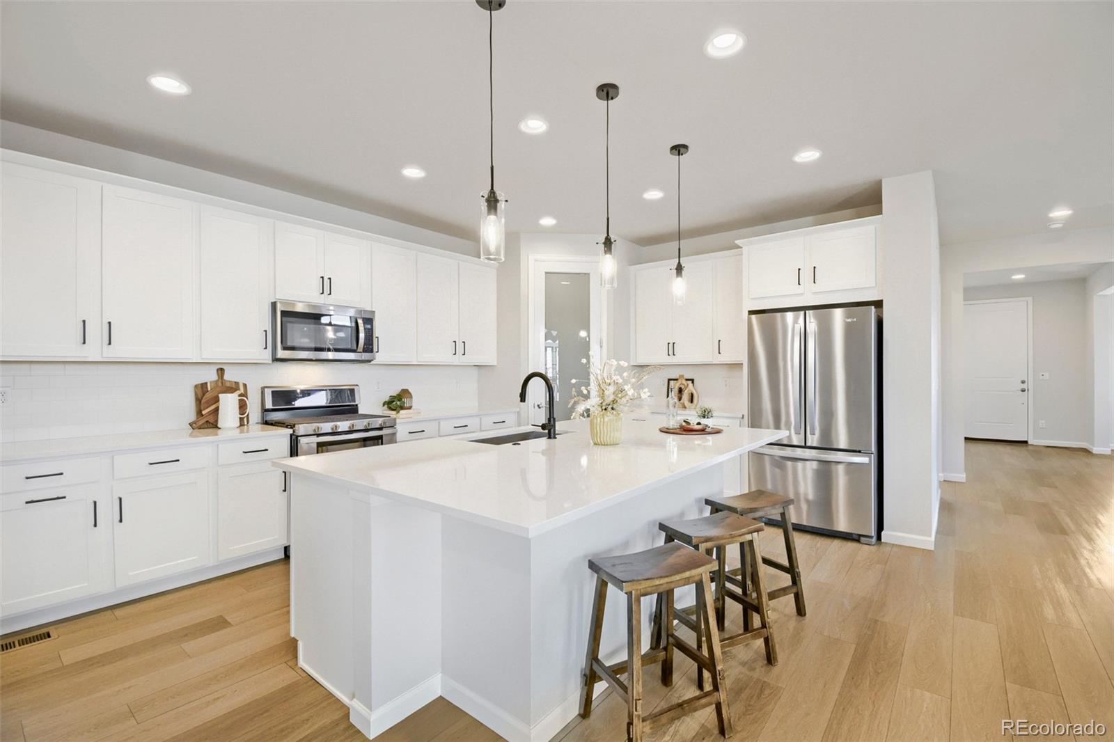 MLS Image #11 for 17801  parkside drive,commerce city, Colorado