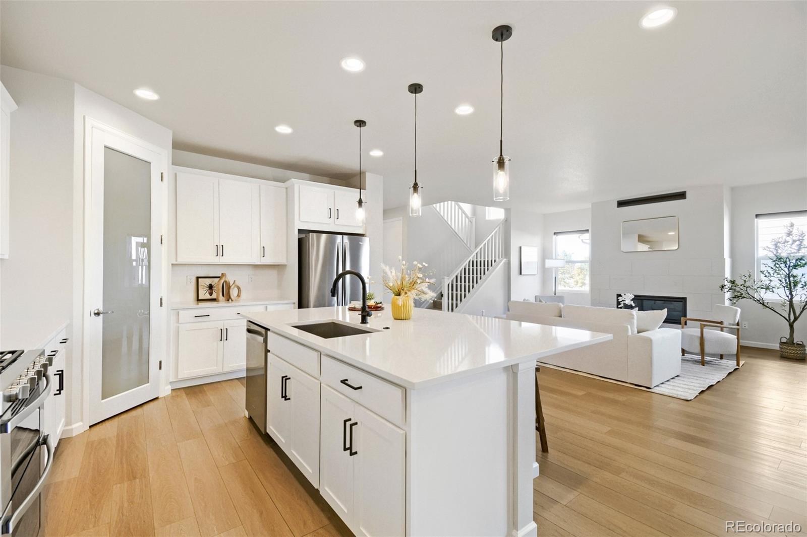 MLS Image #14 for 17801  parkside drive,commerce city, Colorado