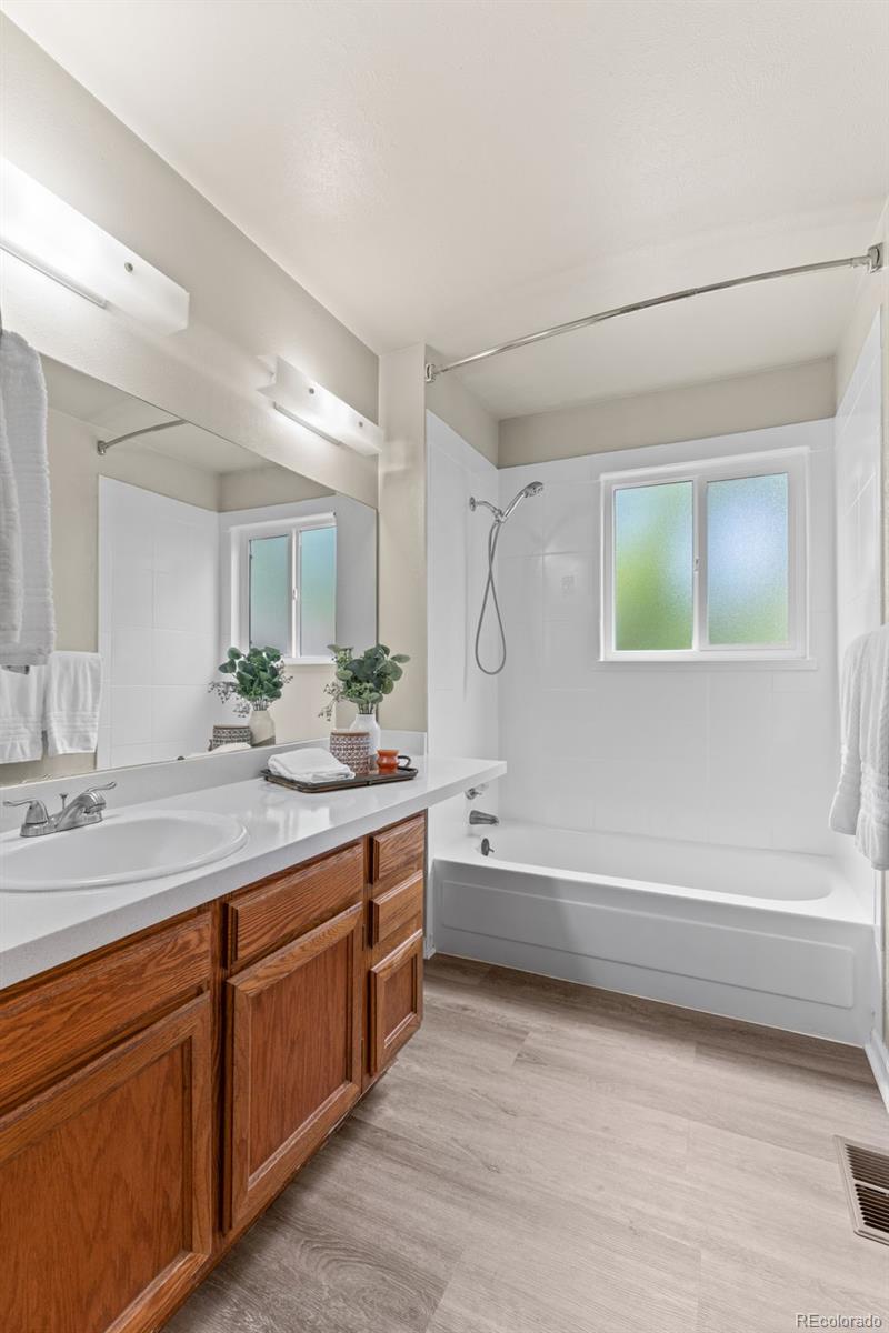 MLS Image #31 for 12823 e wyoming place,aurora, Colorado