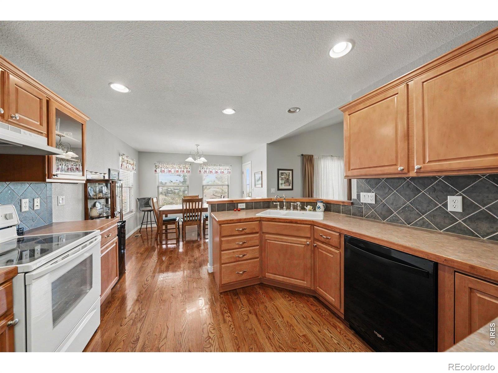 MLS Image #6 for 3103  sanford circle,loveland, Colorado