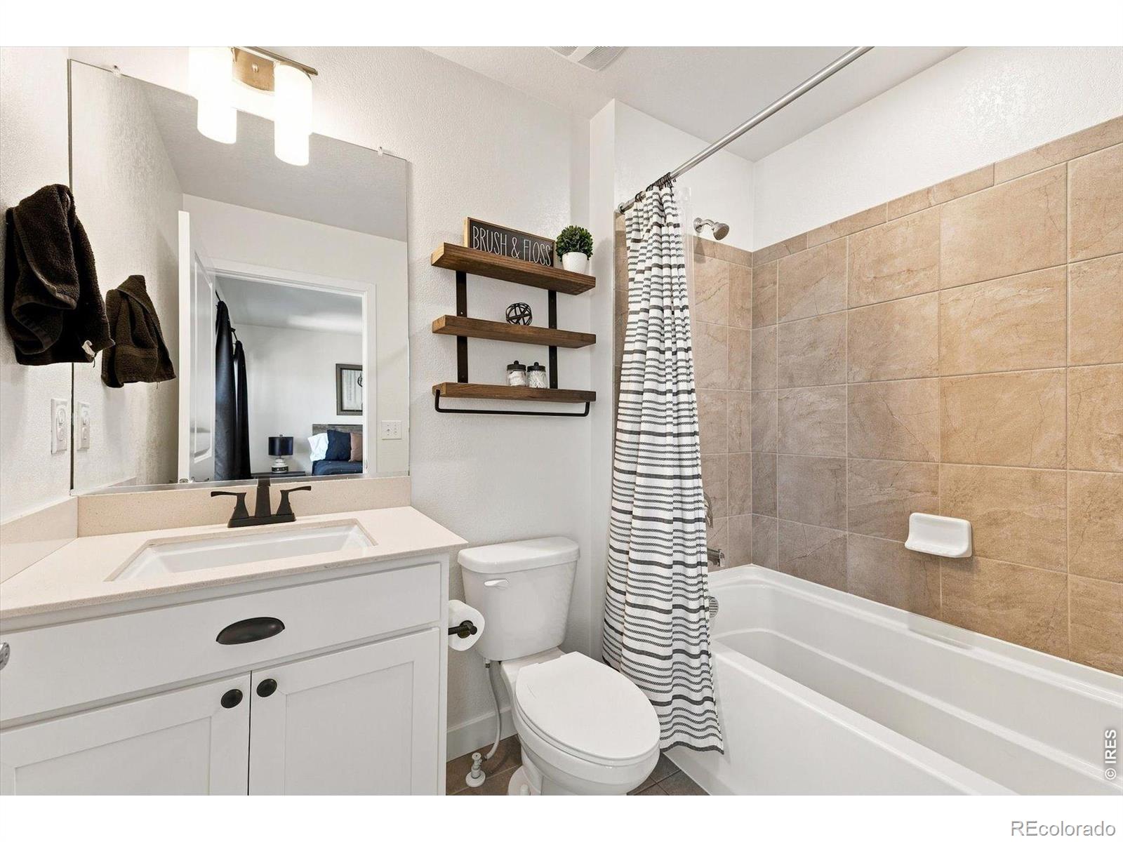 MLS Image #31 for 15732  syracuse court,thornton, Colorado
