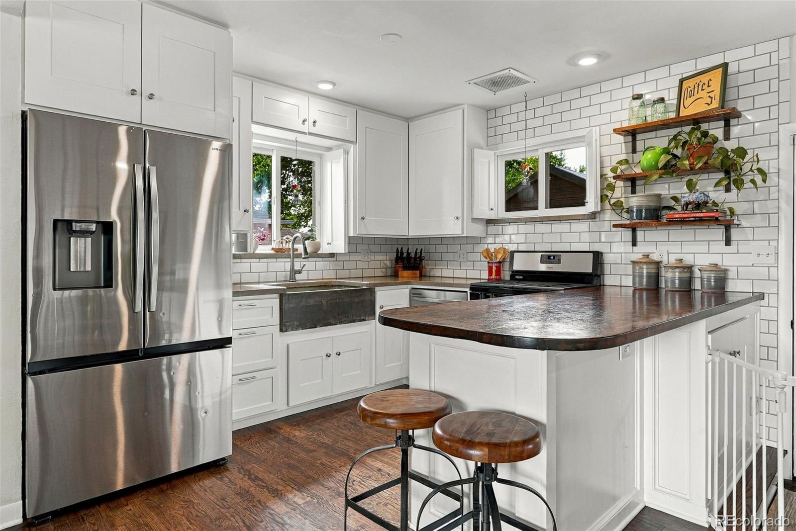 MLS Image #12 for 1663 s vrain street,denver, Colorado