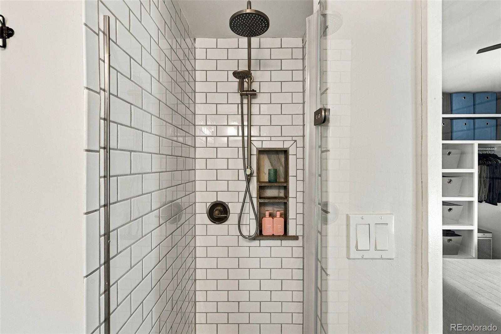 MLS Image #26 for 1663 s vrain street,denver, Colorado