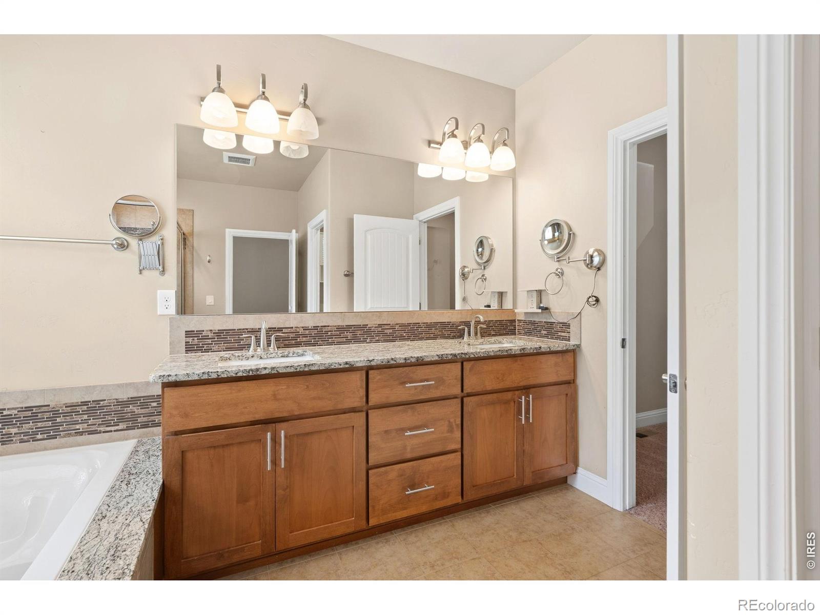 MLS Image #20 for 6727  snowdon drive,fort collins, Colorado