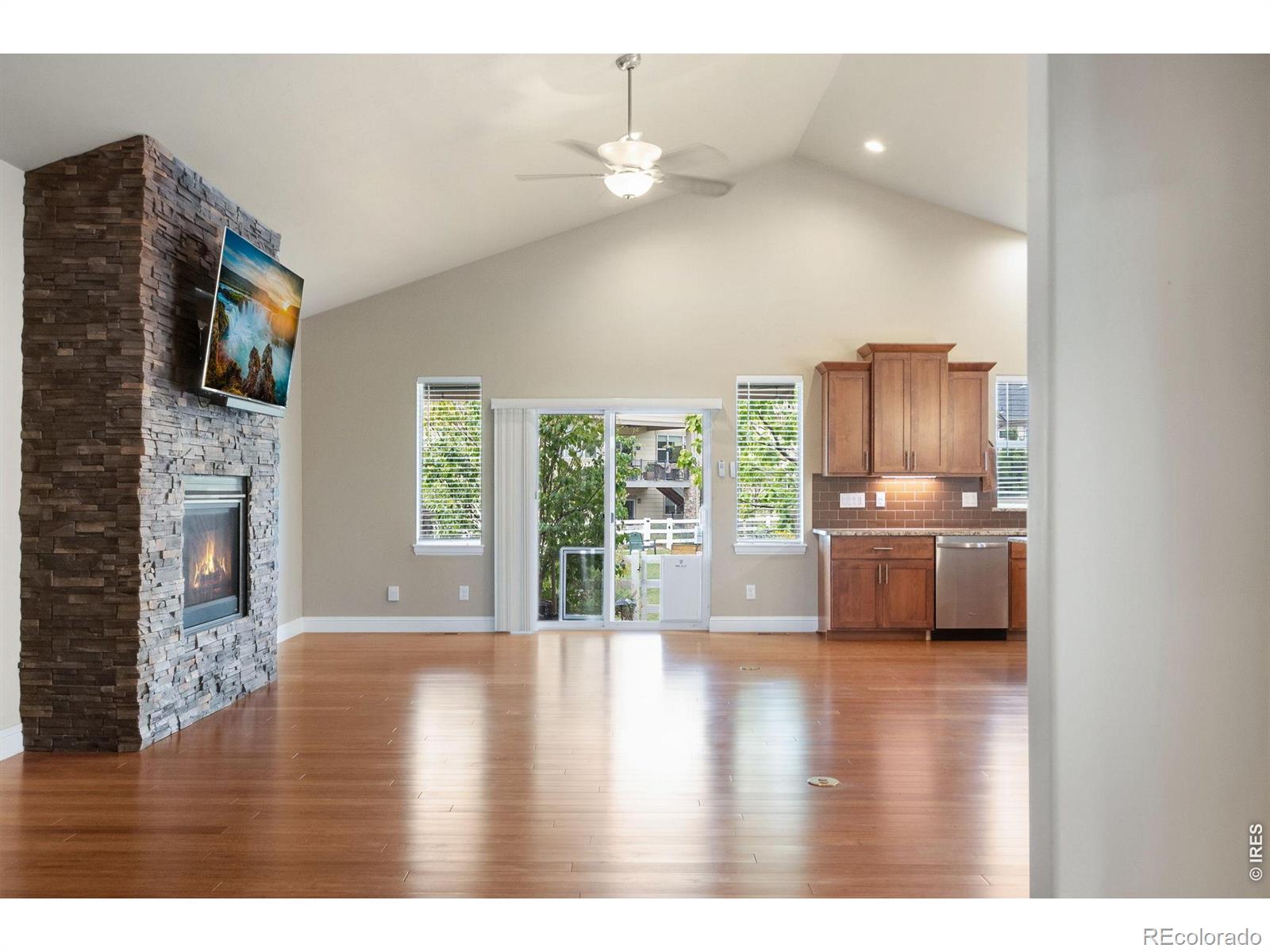 MLS Image #4 for 6727  snowdon drive,fort collins, Colorado