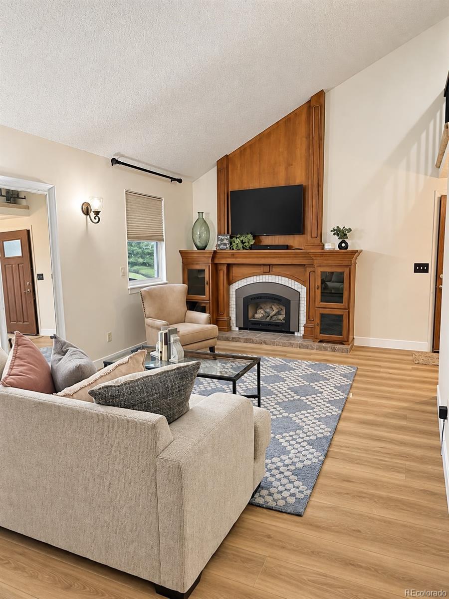 MLS Image #2 for 16453 e radcliff place,aurora, Colorado