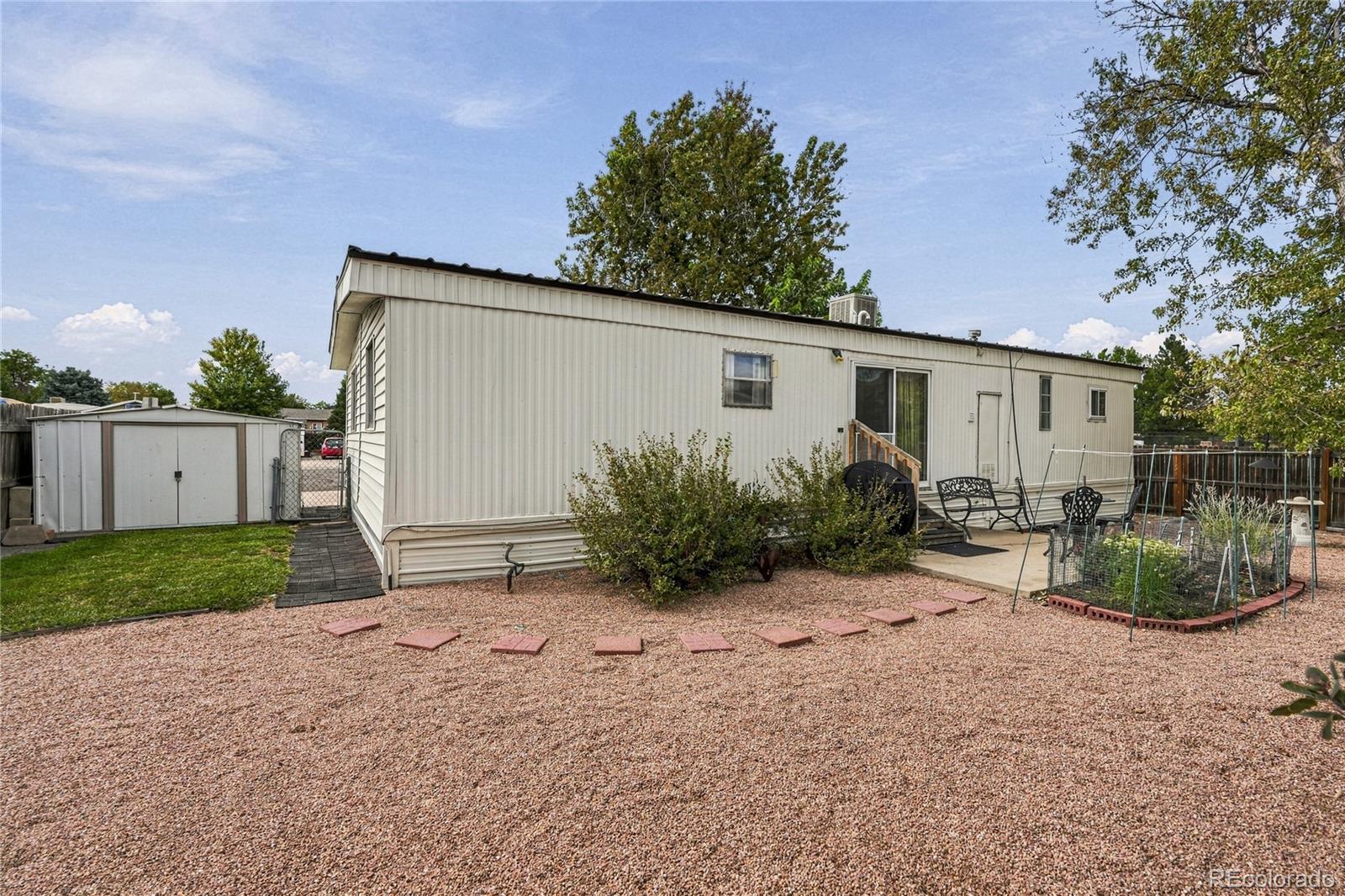 MLS Image #21 for 8584  garfield court,denver, Colorado