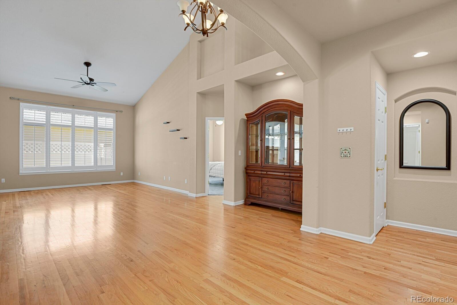 MLS Image #11 for 2668 s troy ,aurora, Colorado