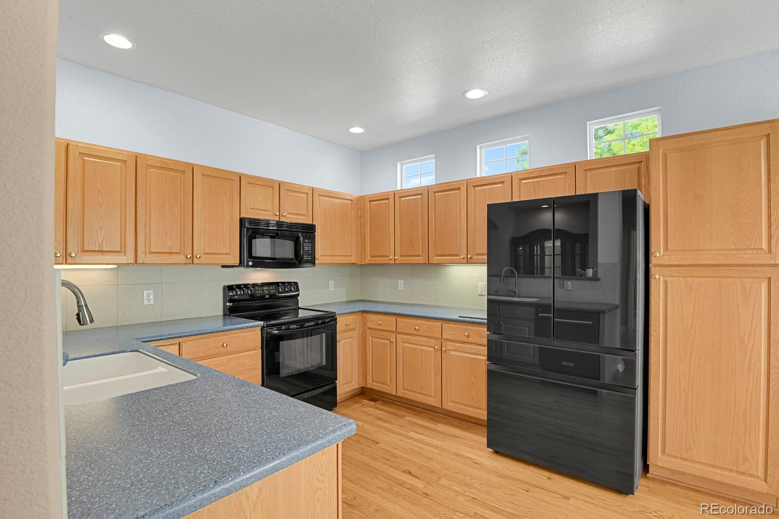 MLS Image #13 for 2668 s troy ,aurora, Colorado