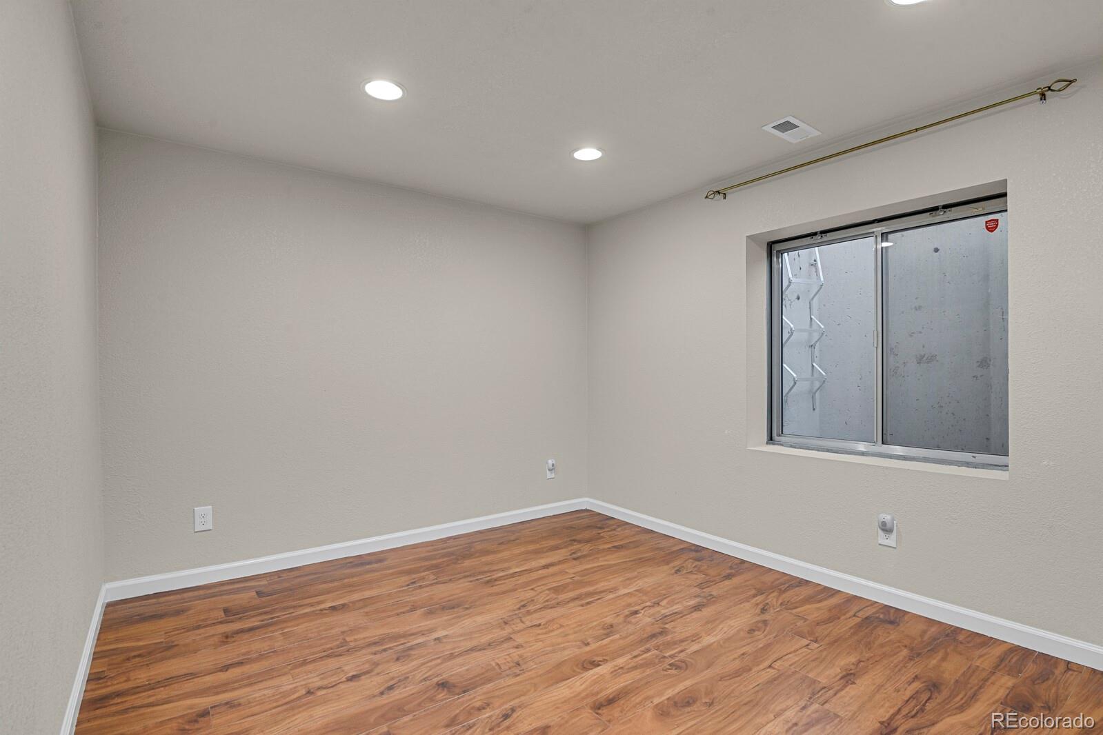 MLS Image #27 for 2668 s troy ,aurora, Colorado