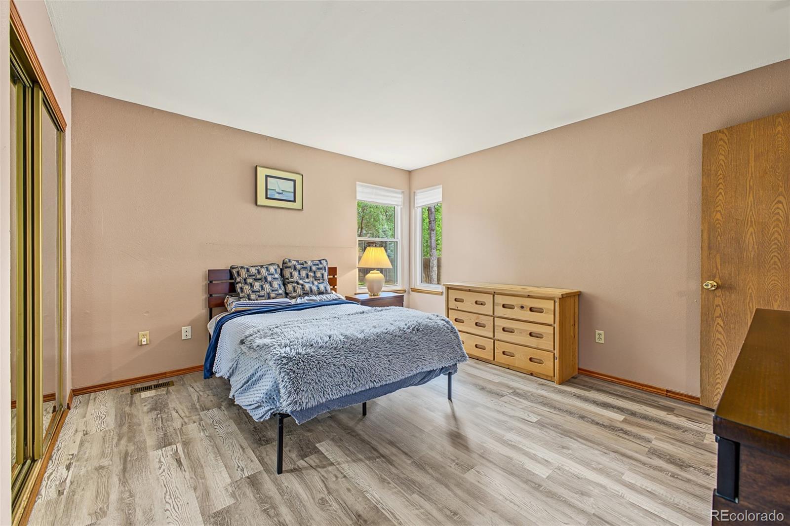 MLS Image #10 for 846 e 132nd drive,thornton, Colorado