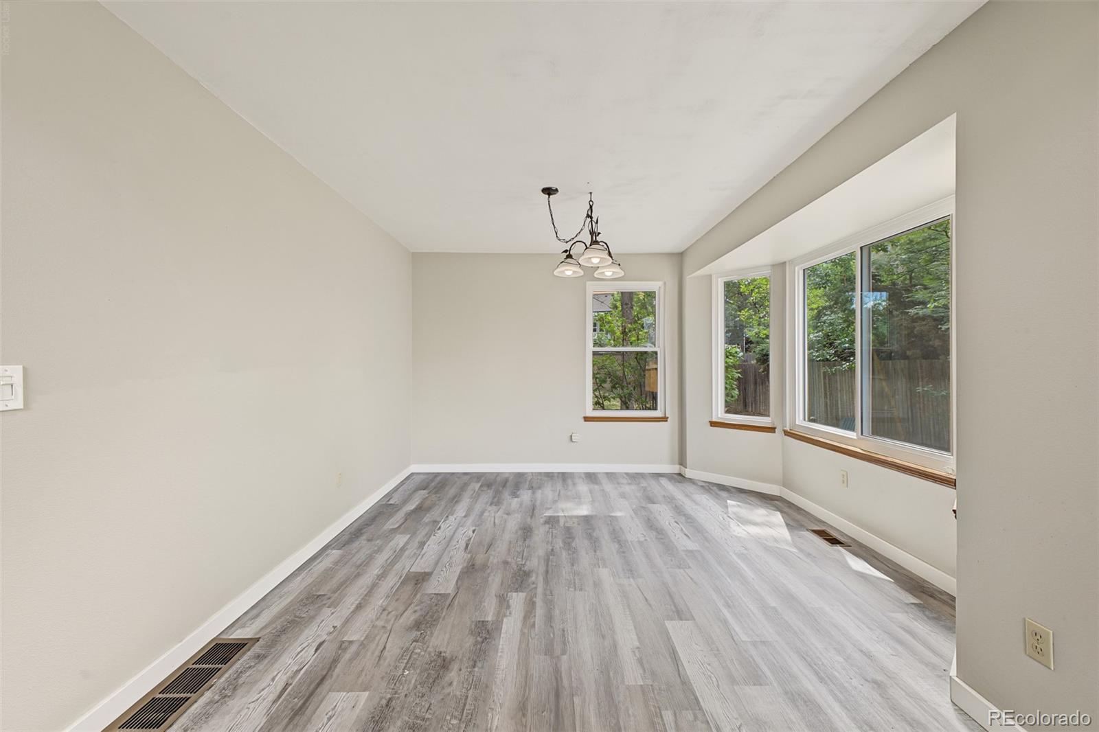 MLS Image #5 for 846 e 132nd drive,thornton, Colorado