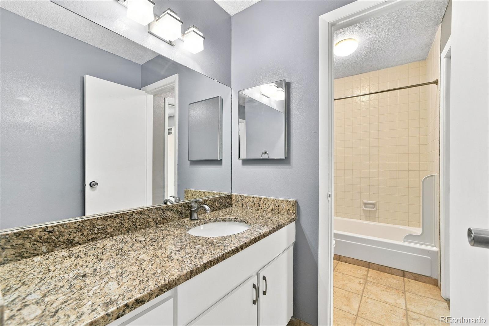 MLS Image #15 for 5770 e warren avenue,denver, Colorado