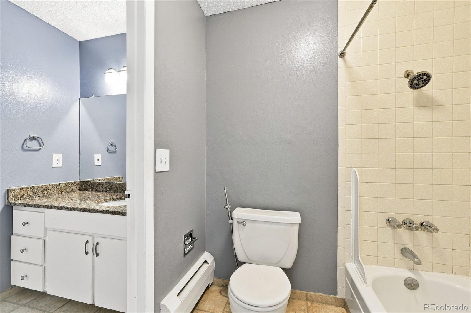 MLS Image #17 for 5770 e warren avenue,denver, Colorado