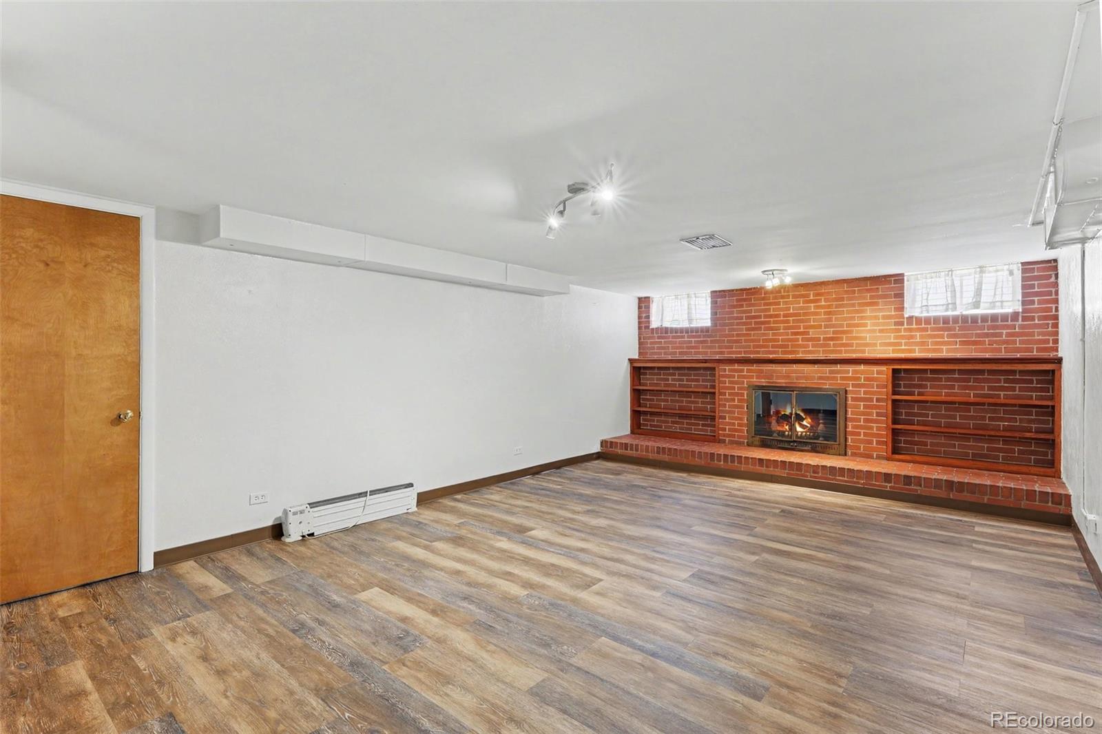 MLS Image #14 for 1385  dayton street,aurora, Colorado