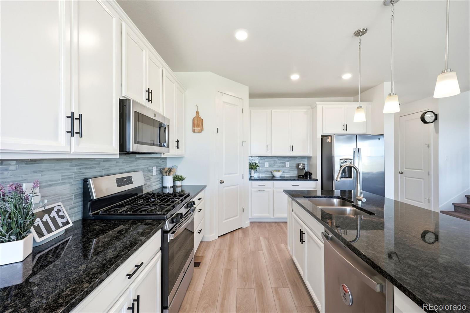 MLS Image #12 for 875  snowberry avenue,elizabeth, Colorado