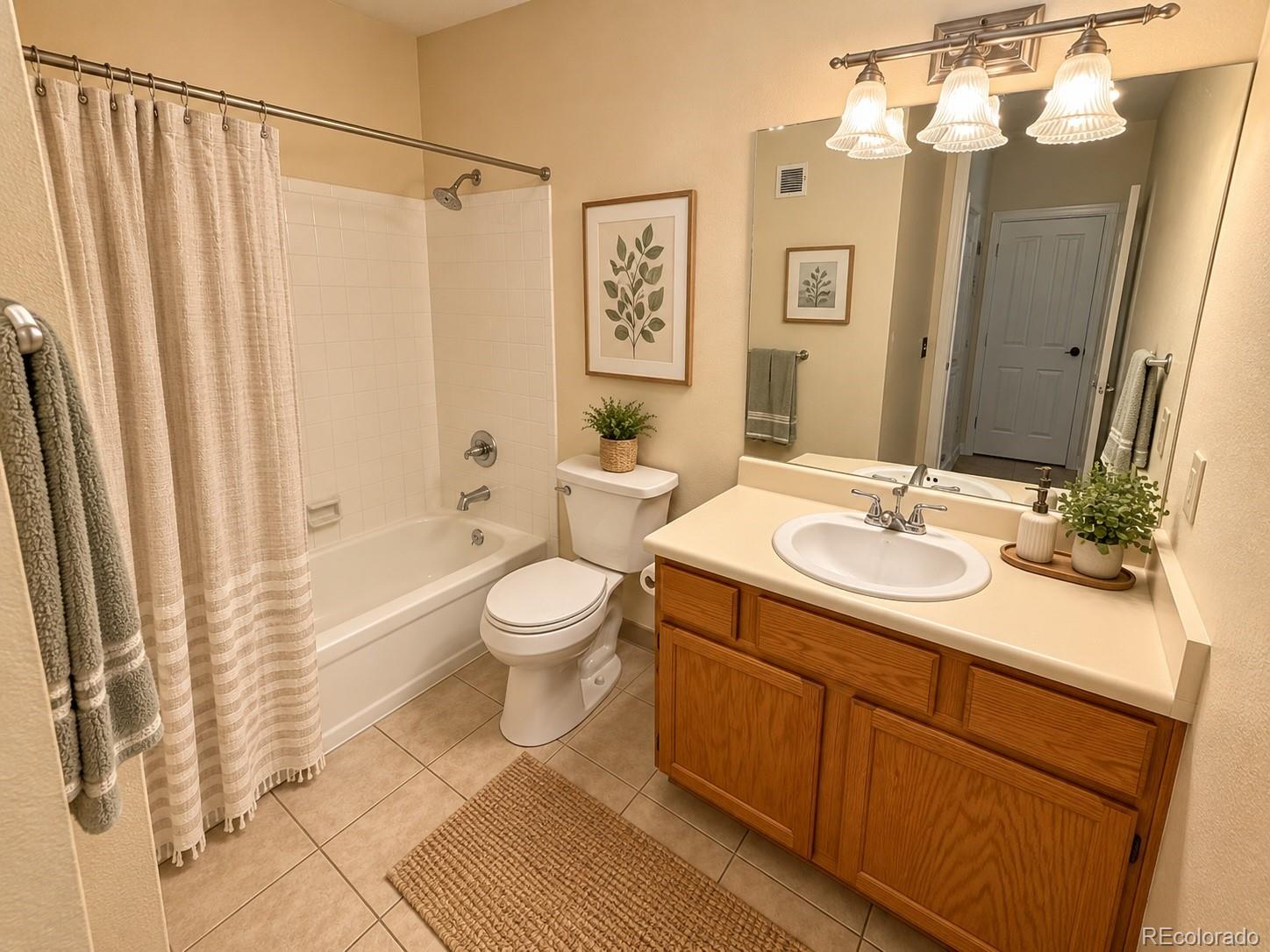 MLS Image #13 for 12015 e harvard avenue,aurora, Colorado