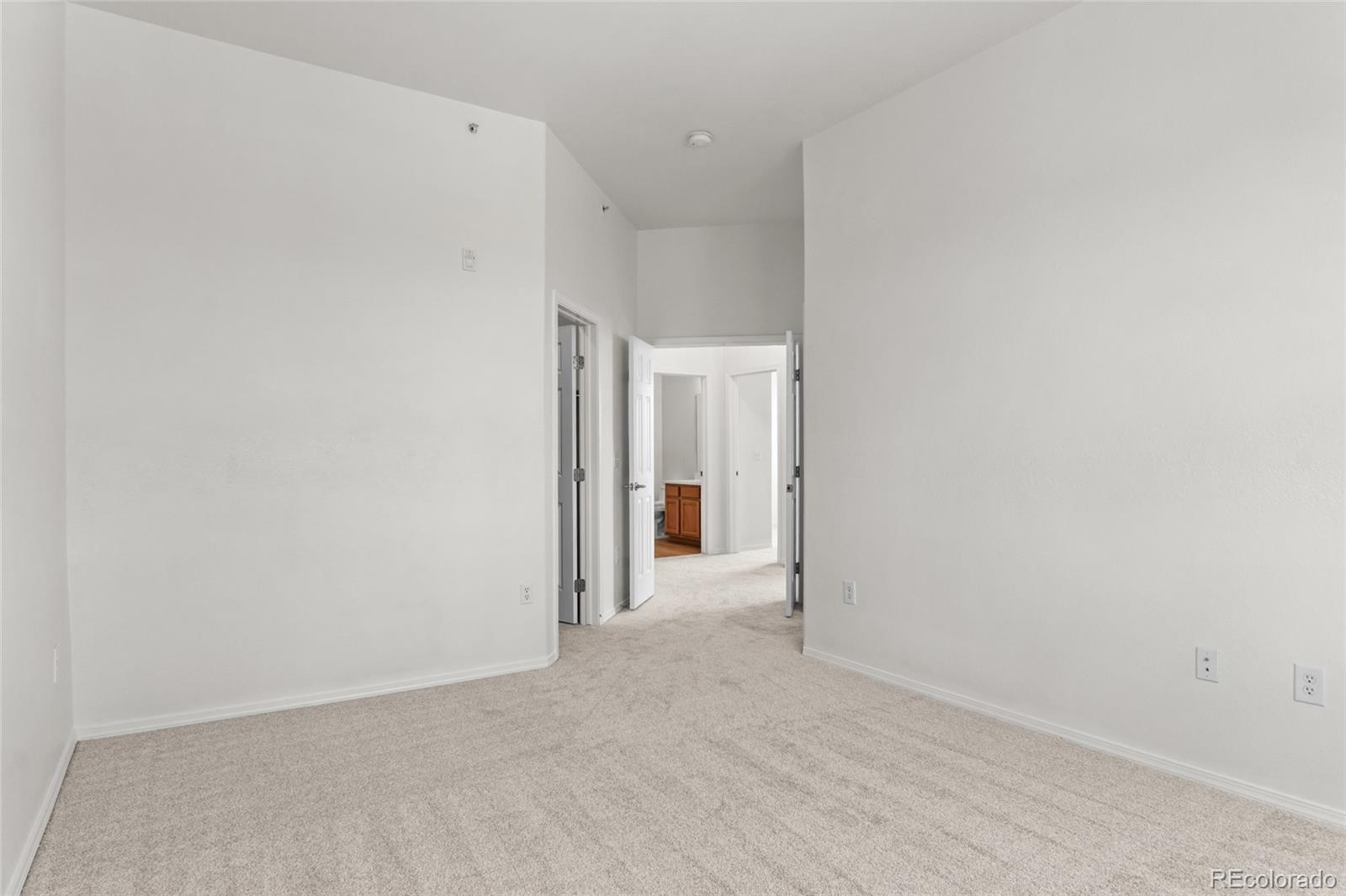 MLS Image #13 for 8420  canyon rim trail,englewood, Colorado