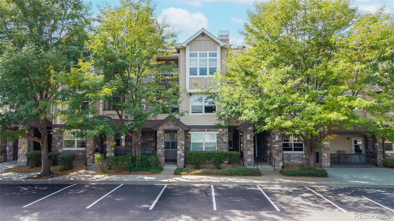 MLS Image #27 for 8420  canyon rim trail,englewood, Colorado