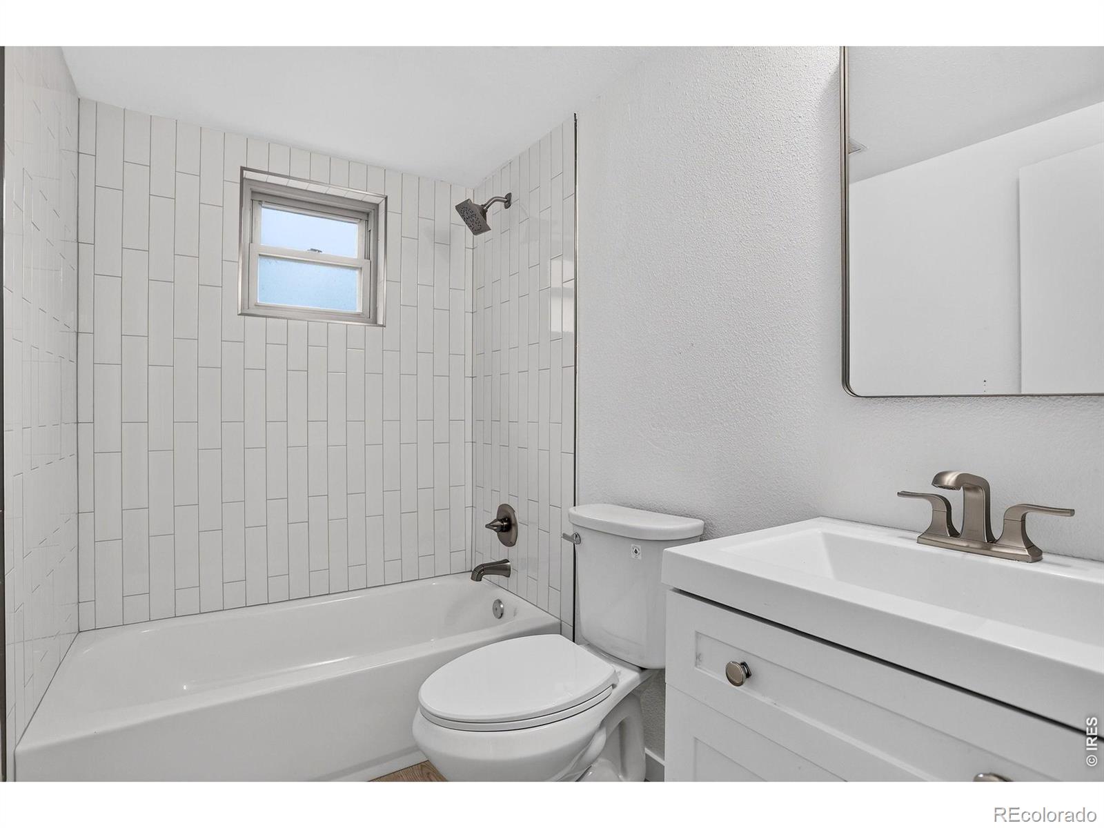 MLS Image #5 for 924  tony place,longmont, Colorado