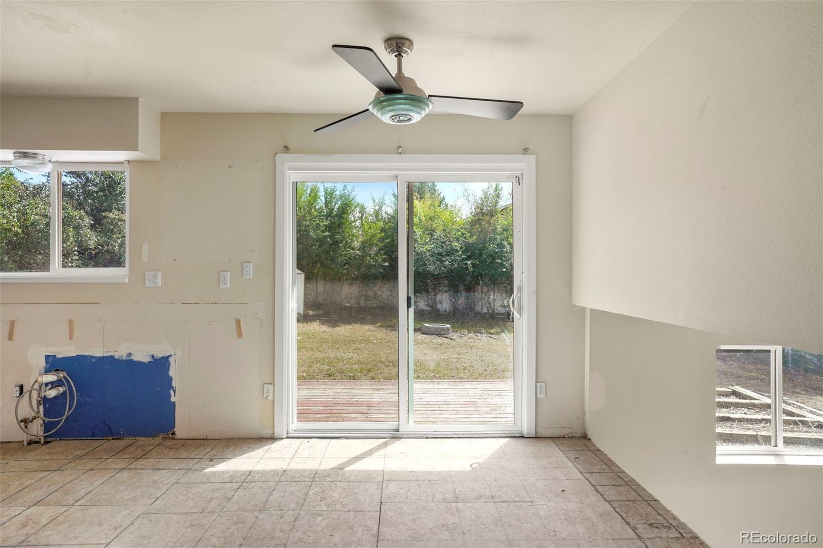 MLS Image #10 for 6926  millbrook circle,colorado springs, Colorado