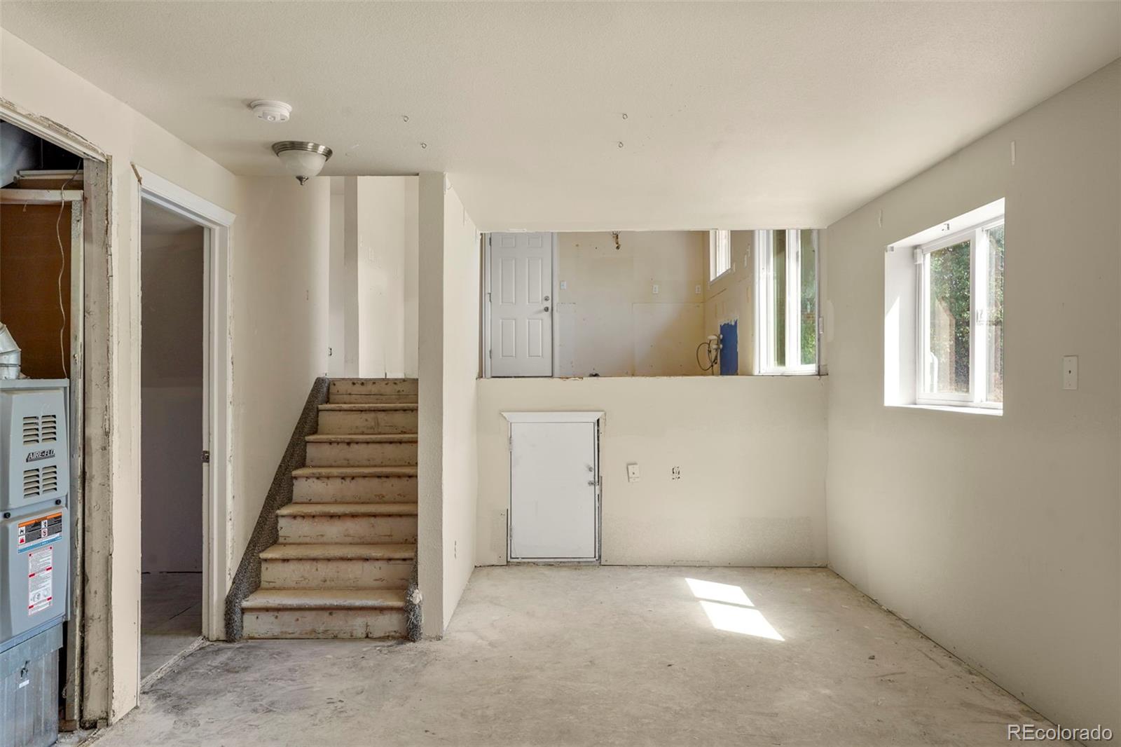 MLS Image #20 for 6926  millbrook circle,colorado springs, Colorado