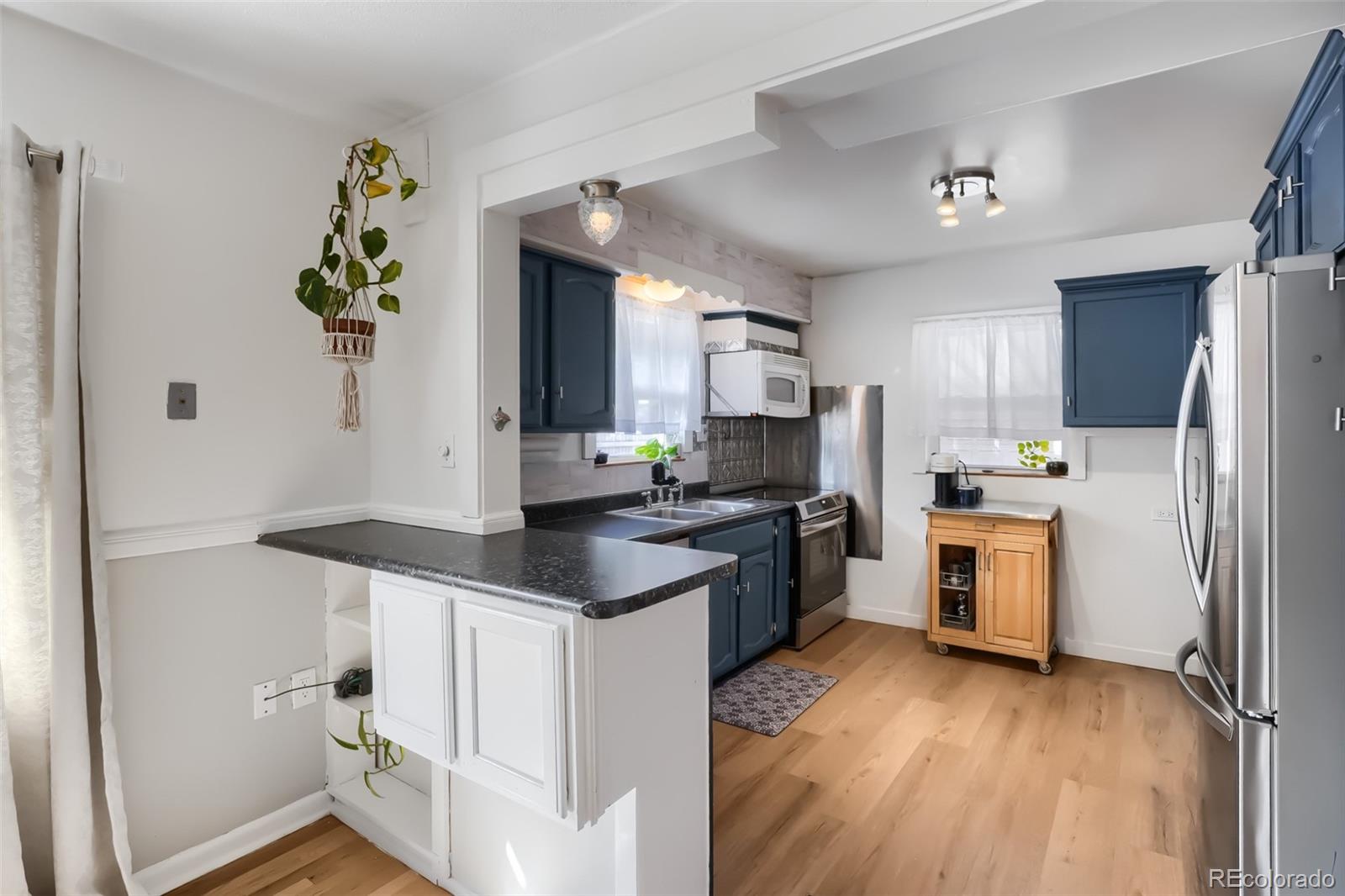 MLS Image #12 for 235 s irving street,denver, Colorado